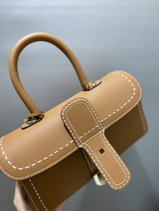 Picture of Delvaux Handbags _SKUfw144256483fw